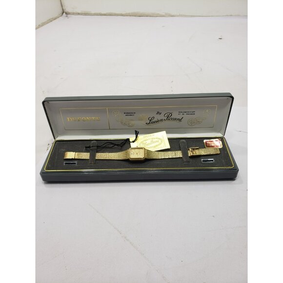 Vintage Ladies DUFONTE By Lucien Piccard Classic Gold Tone Square Face w/Diamond - Picture 1 of 10